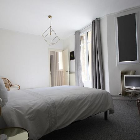 לה מאנש Appartements Plantagenet - Le 27 מראה חיצוני תמונה